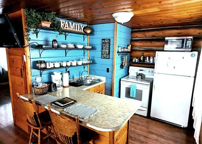 Charming Log In Tall Pines W Large Deck